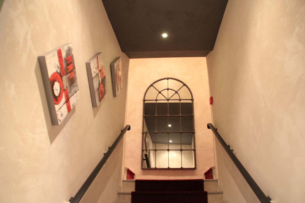 Auberge De Bonpas Logis De France Hotel Avignon Kültér fotó