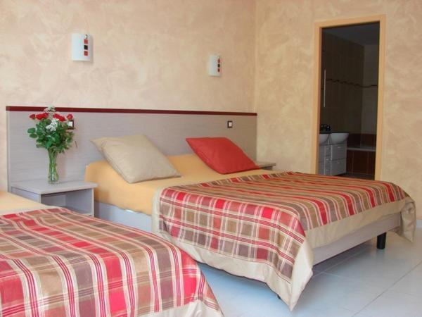 Auberge De Bonpas Logis De France Hotel Avignon Szoba fotó